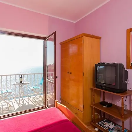 Apartment Neve